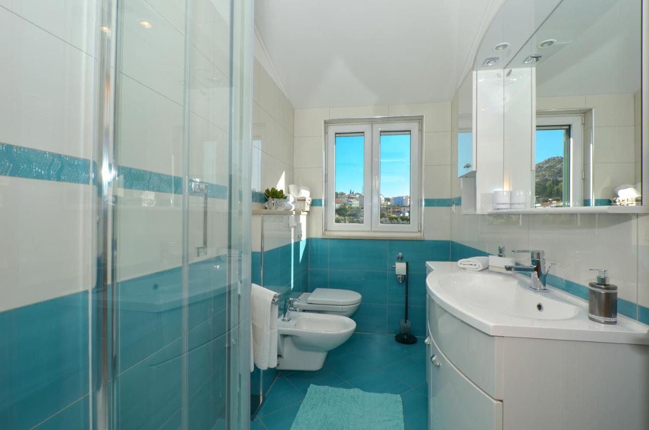 Apartmani Adela Solin Buitenkant foto