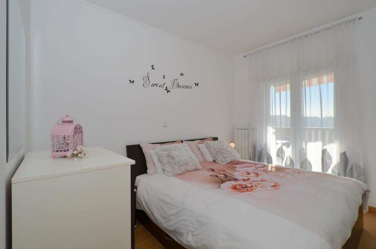 Apartmani Adela Solin Buitenkant foto