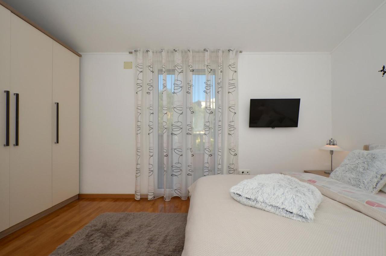 Apartmani Adela Solin Buitenkant foto