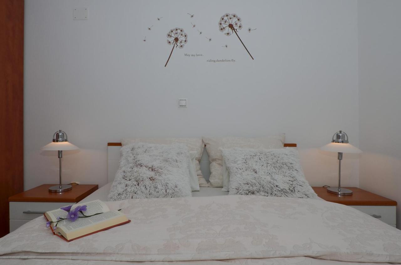 Apartmani Adela Solin Buitenkant foto