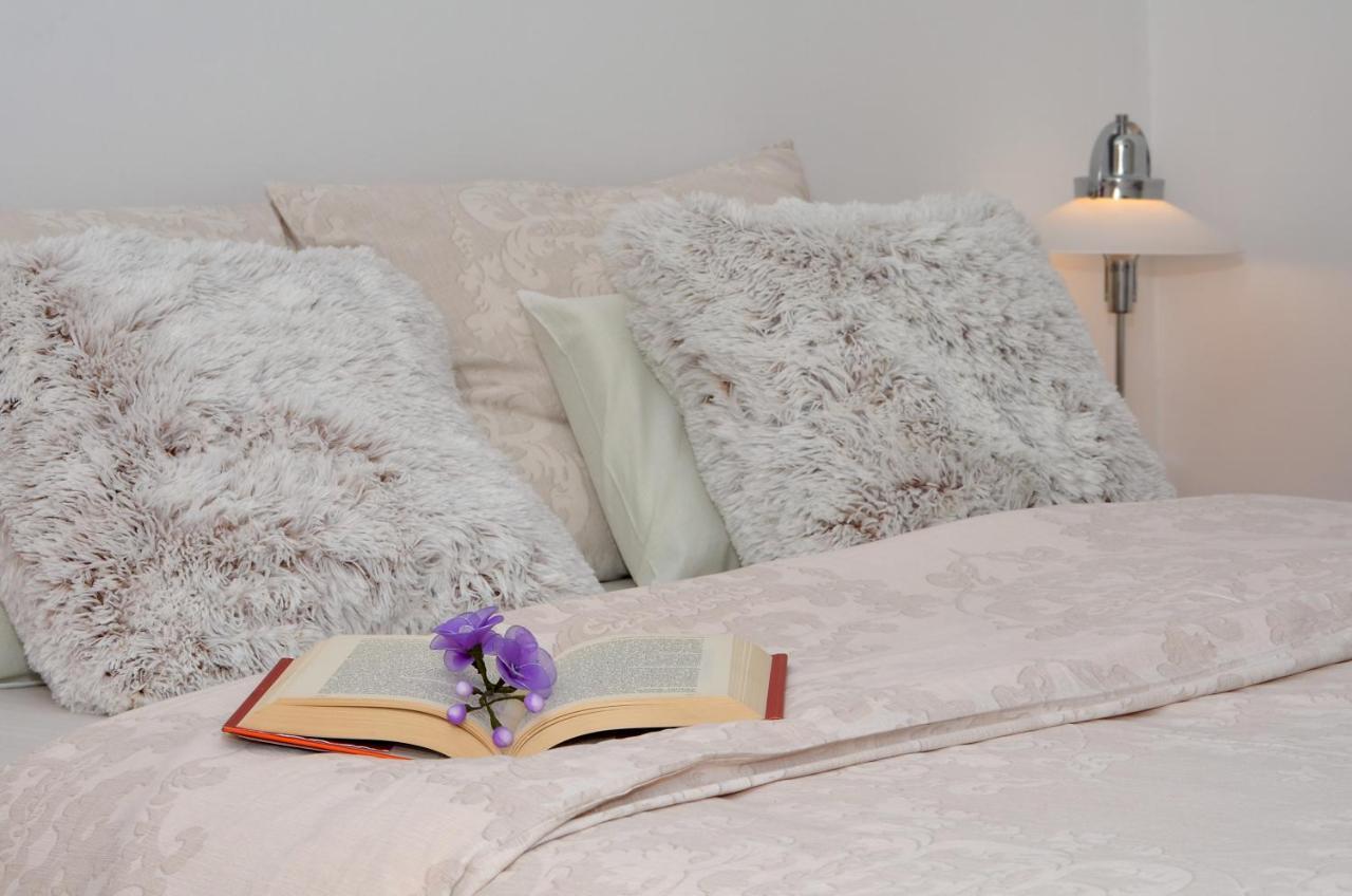 Apartmani Adela Solin Buitenkant foto