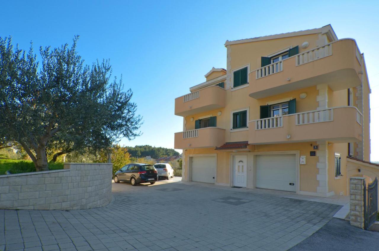 Apartmani Adela Solin Buitenkant foto