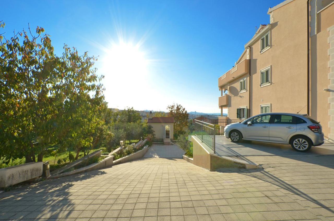 Apartmani Adela Solin Buitenkant foto